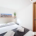 Nestor&jeeves - L Escale - Old Town